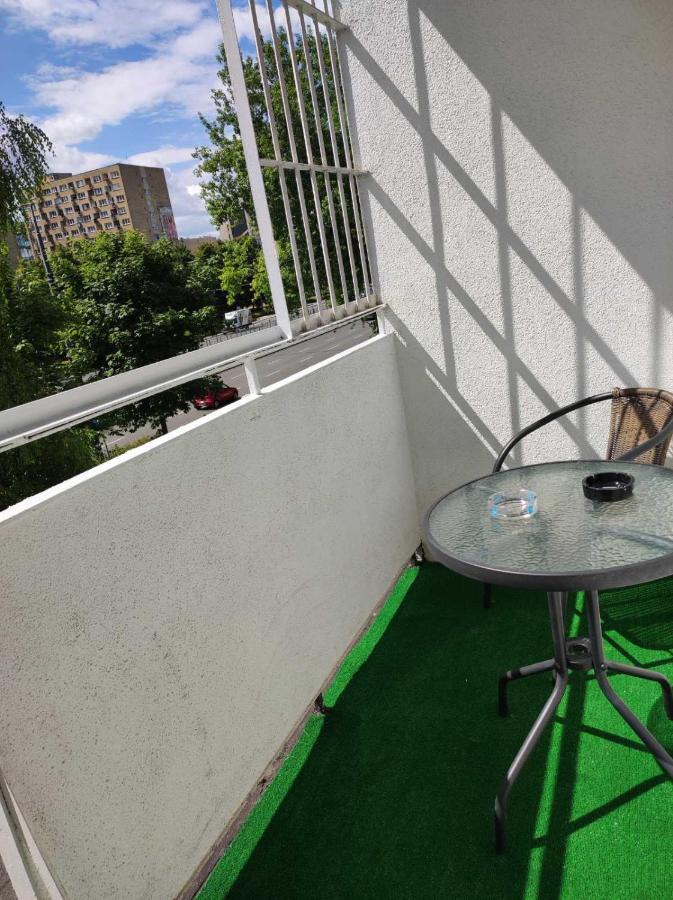 Room With A Balcony In The Very Center Of 华沙 外观 照片